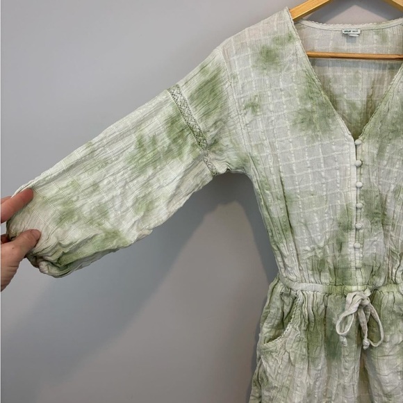 Aerie green and white tie dye boho romper size XXS - Picture 3 of 4